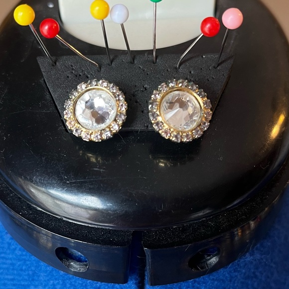 SOLD Coral Reef Sorrelli Set - Picture 5 of 9